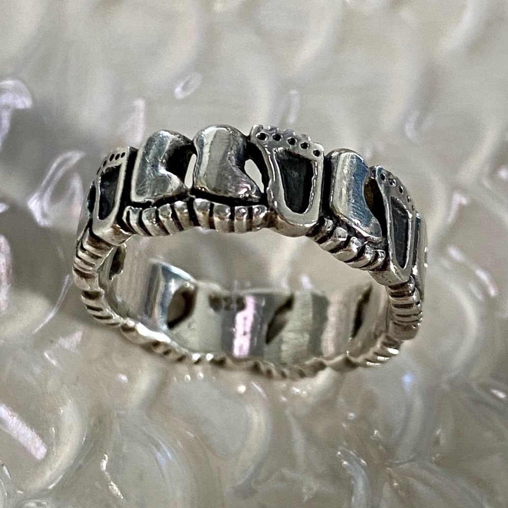 FOOTPRINTS Stackable Sterling Silver Ring | 925